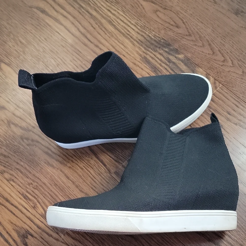 Black Knit Wedge Sneakers - Picture 3 of 3